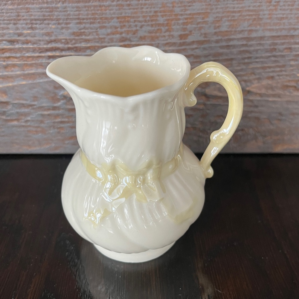 Belleek Ribbon & Bow Pattern Creamer